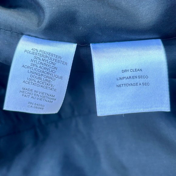 Jones New York Black and Gold Patterned Blazer - Picture 5 of 5